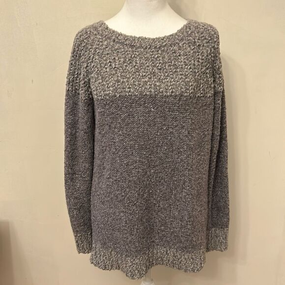 Fate Sweaters - Fate purple fuzzy long sleeve sweater Size L EUC